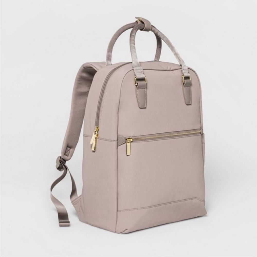 Commuter Backpack Taupe/Beige Signature 16 Inch - Open Story